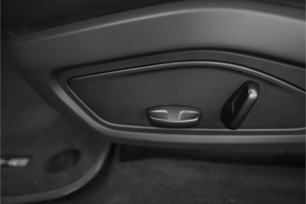 Porsche Taycan – foto 31