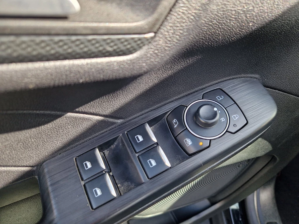 Ford Kuga – foto 10