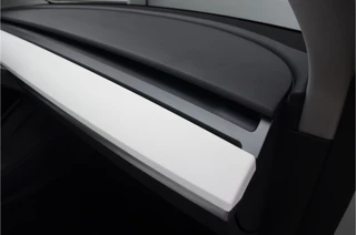 Tesla Model Y – thumbnail 28