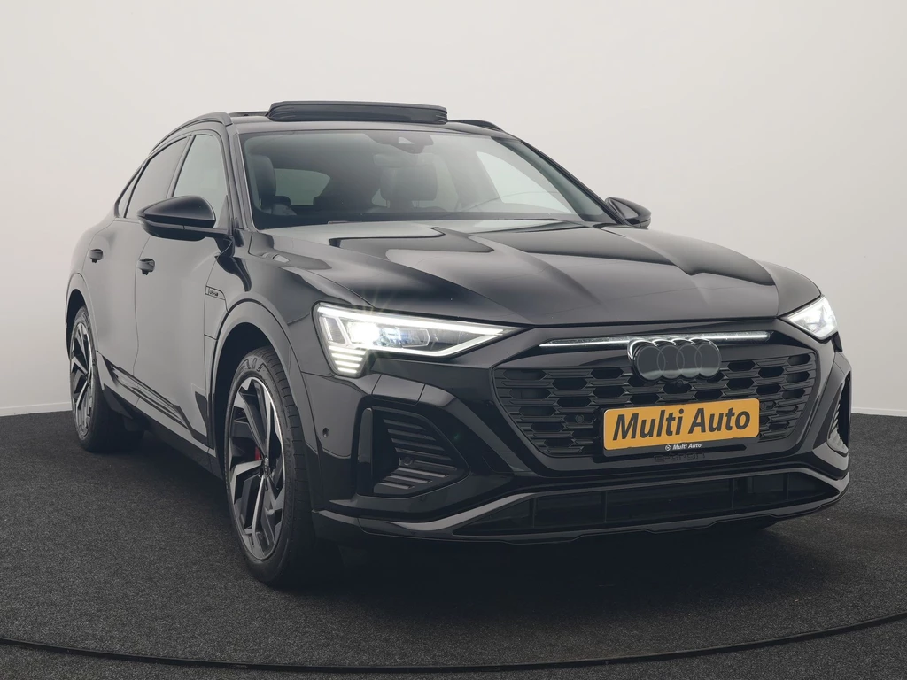 Audi Q8 Sportback e-tron – foto 9