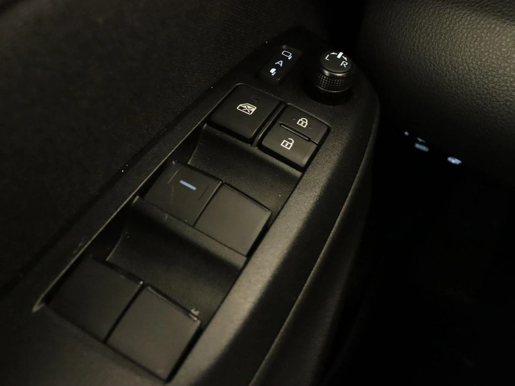 Toyota Yaris – foto 18