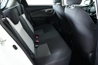 Toyota Yaris – thumbnail 15