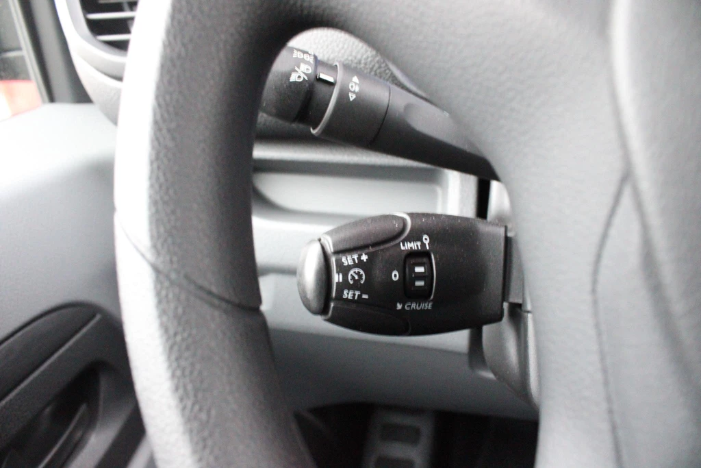 Peugeot e-Expert – foto 19