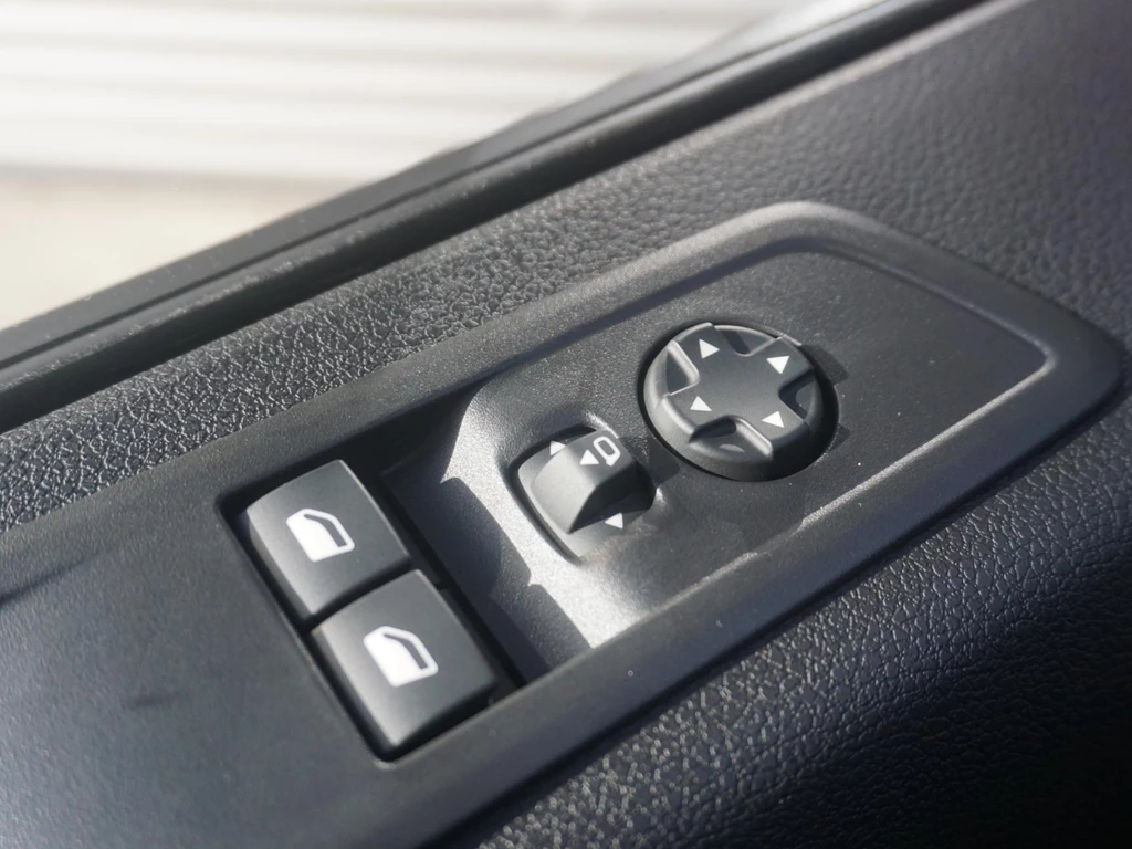 Opel Vivaro-e – foto 22