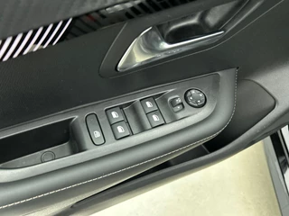 Peugeot 208 – thumbnail 28