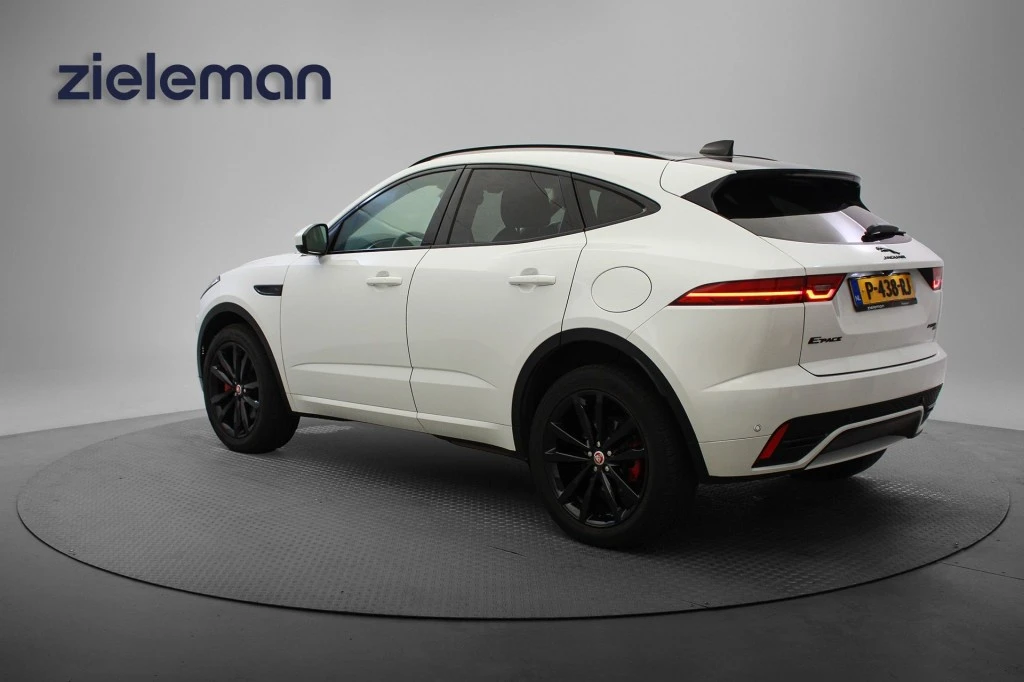 Jaguar E-PACE – foto 3