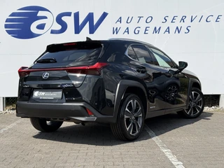 Lexus UX – thumbnail 5
