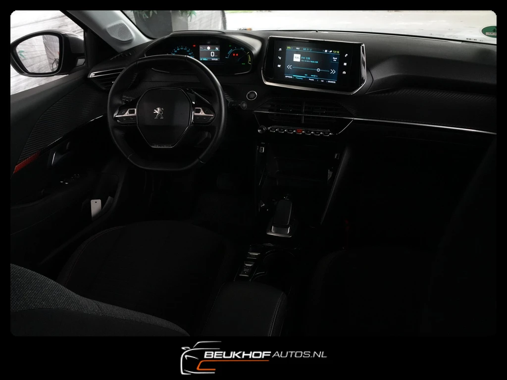 Peugeot e-208 – foto 24