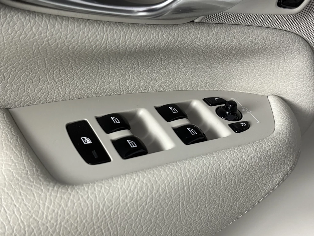 Volvo XC90 – foto 20
