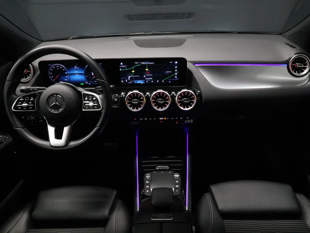 Mercedes-Benz EQA – foto 8