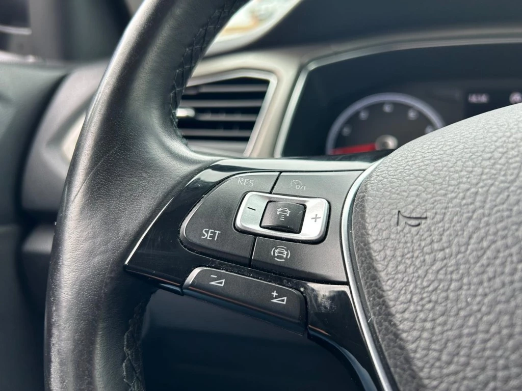 Volkswagen T-Roc – foto 13