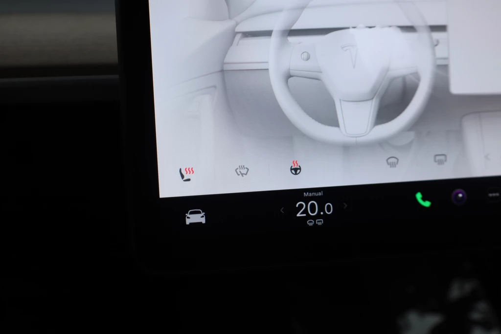Tesla Model Y – foto 24