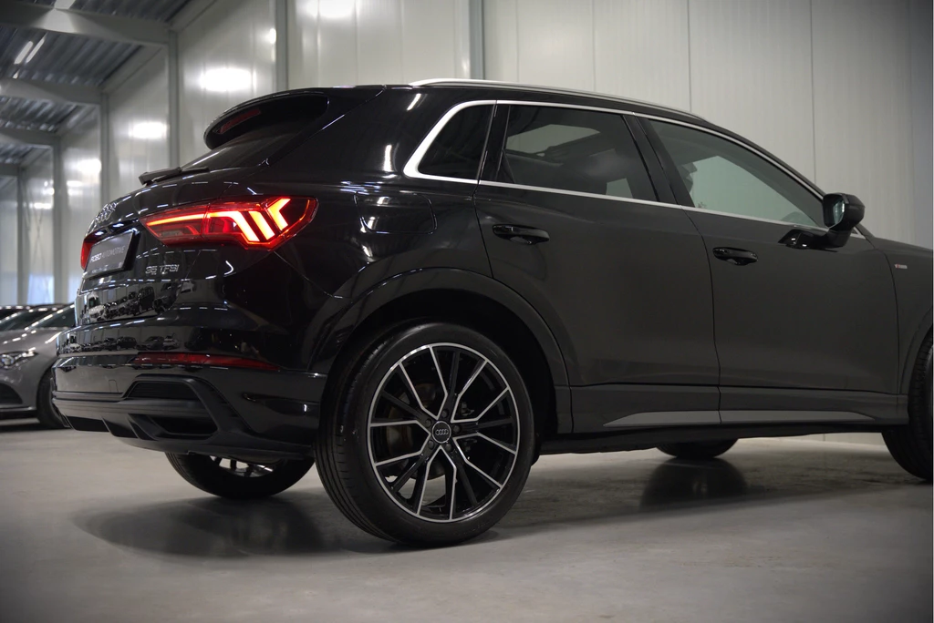 Audi Q3 – foto 11
