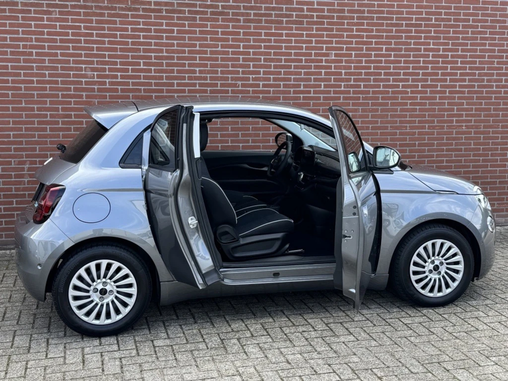 Fiat 500e – foto 9