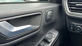 Ford Kuga – thumbnail 40