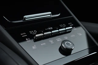 Porsche Cayenne – thumbnail 74