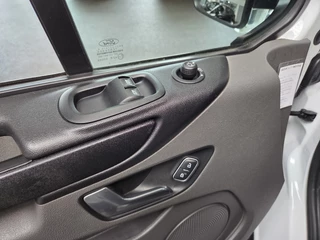 Ford Transit Custom – thumbnail 18