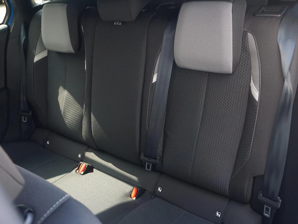 Opel Astra – foto 38