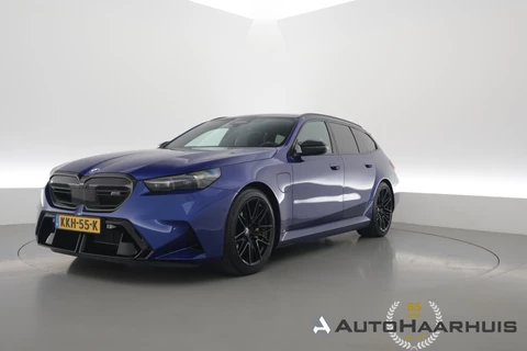 BMW M5 5-serie Touring 727pk | Rijklaar! | Ultimate Pack | Keramisch | Bowers & Wilkins | M Marina Bay | Pano | Carbon