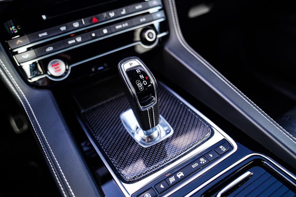 Jaguar F-PACE – foto 86