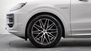 Porsche Cayenne – thumbnail 13