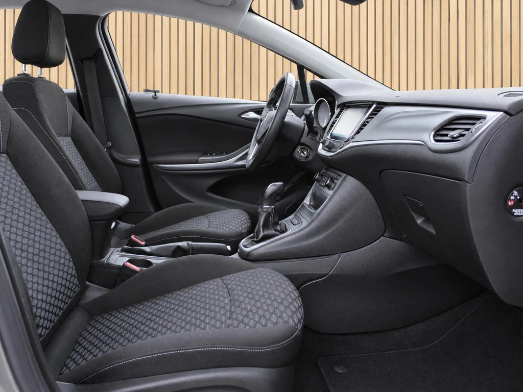 Opel Astra – foto 9