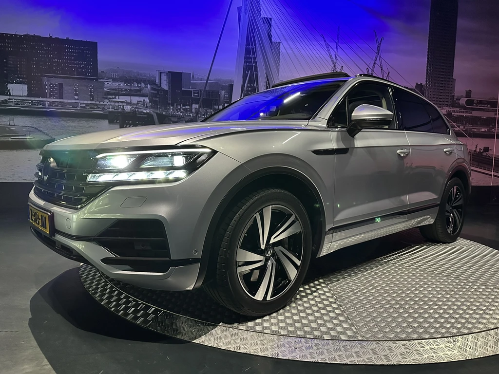 Volkswagen Touareg – foto 2