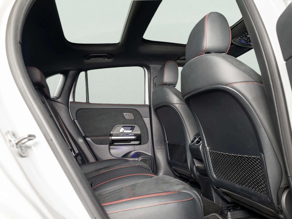 Mercedes-Benz EQA – foto 21