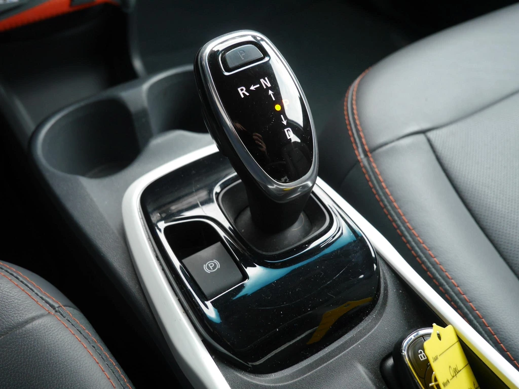 Opel Ampera-e – foto 17