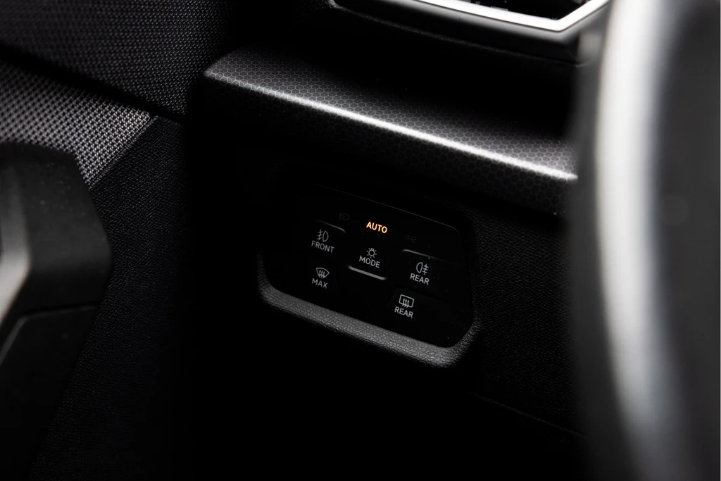 SEAT Leon – foto 38