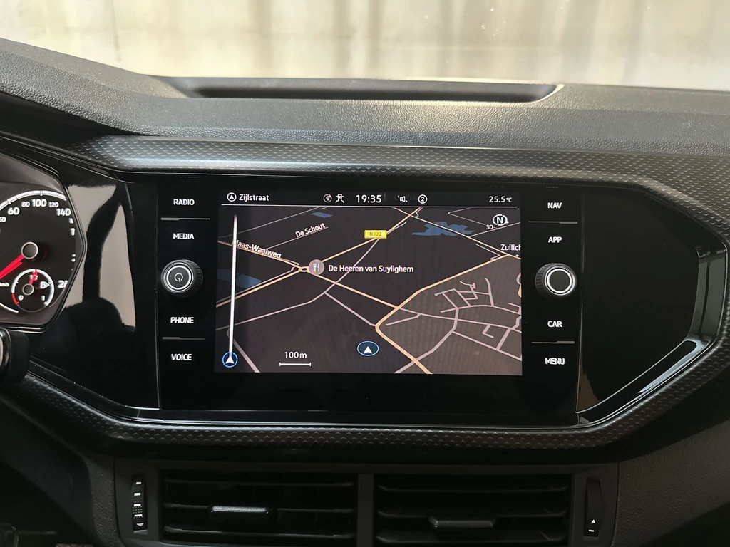 Volkswagen T-Cross – foto 13