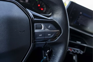 Peugeot 208 – thumbnail 33