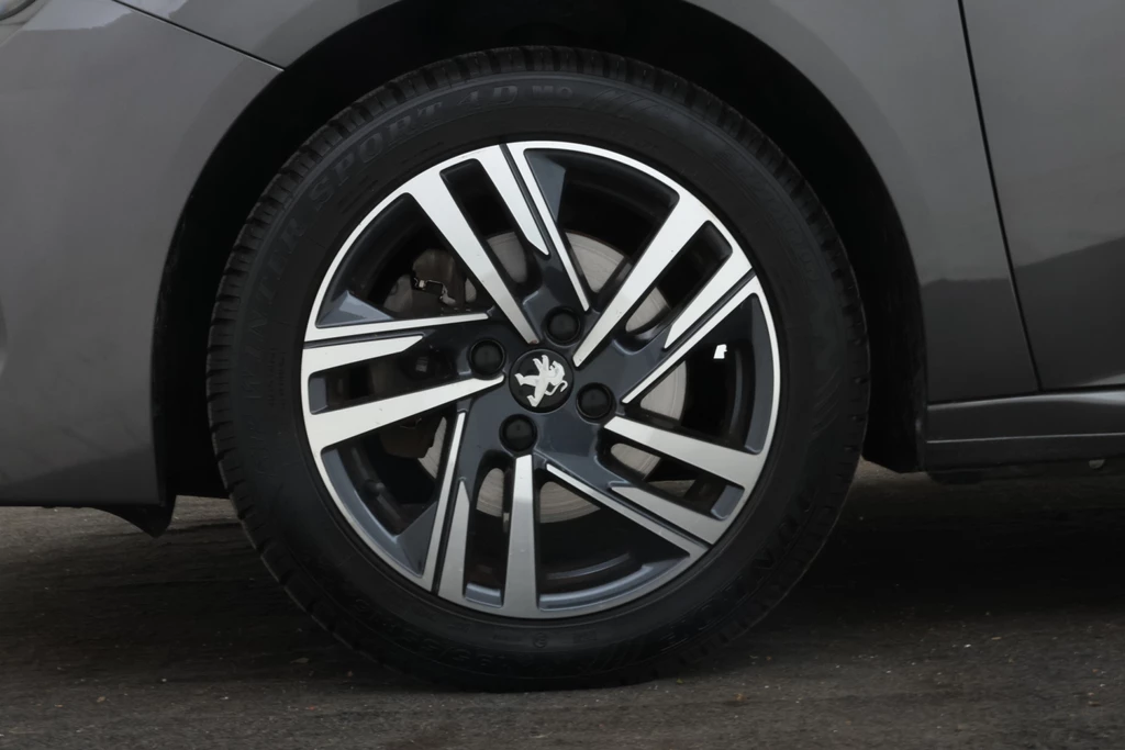 Peugeot 208 – foto 8
