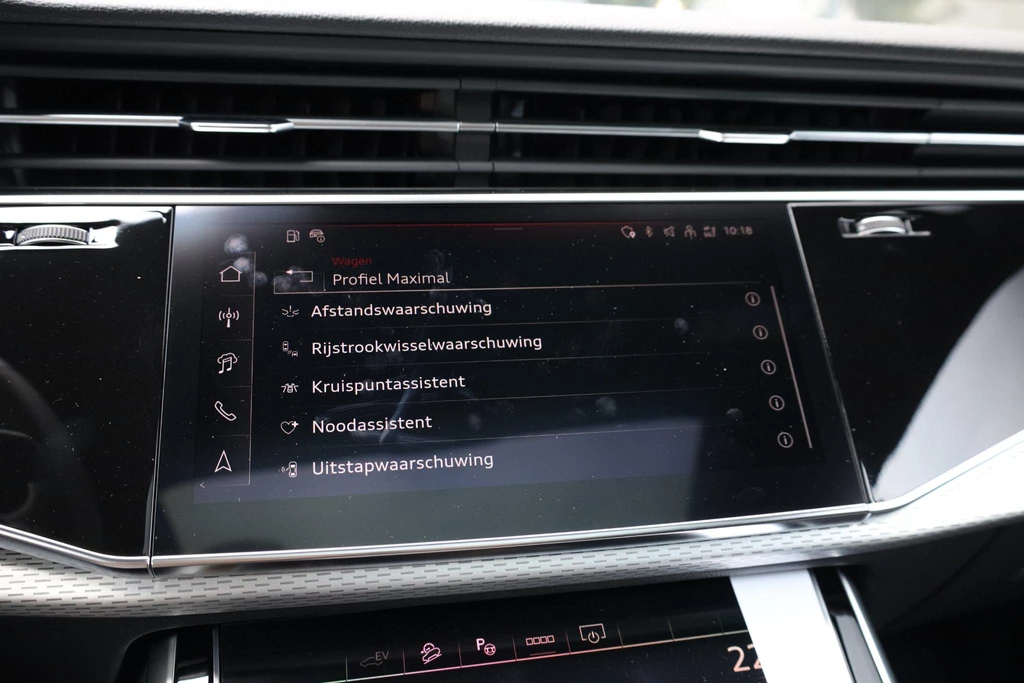 Audi Q8 – foto 44