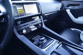 Jaguar F-PACE – thumbnail 28