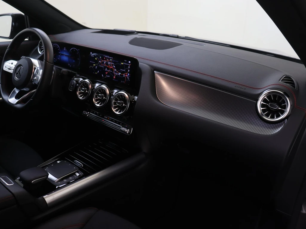 Mercedes-Benz EQA – foto 11