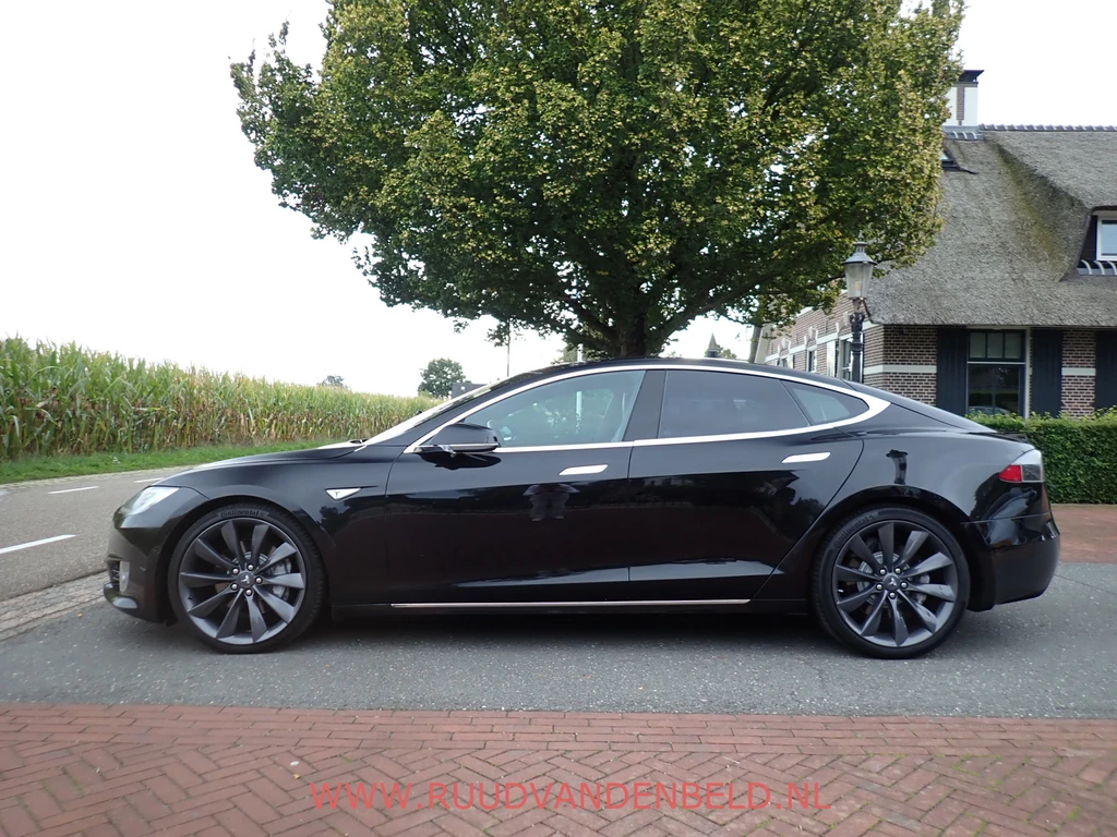 Tesla Model S – foto 2