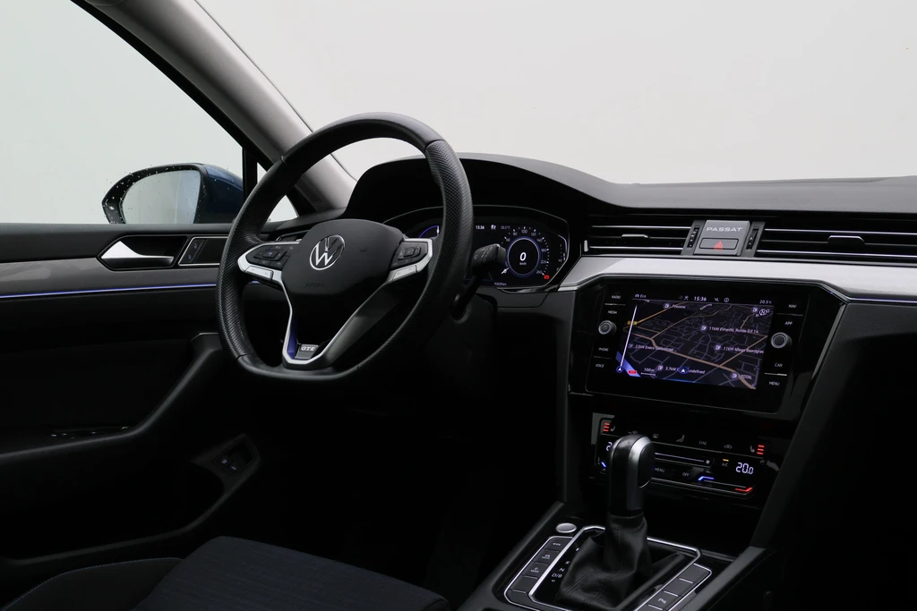 Volkswagen Passat – foto 36
