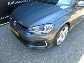 Volkswagen Golf – thumbnail 3