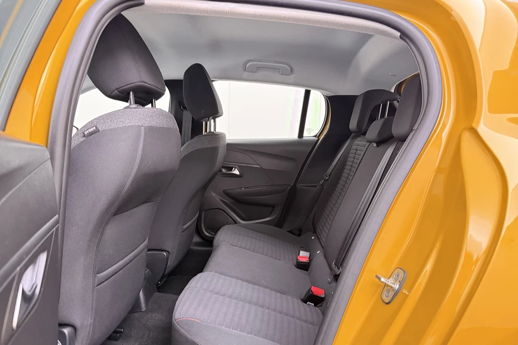 Peugeot 208 – foto 12