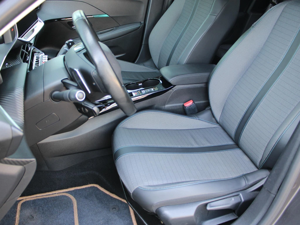 Peugeot 208 – foto 14
