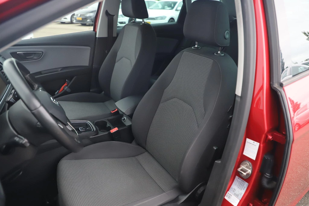 SEAT Leon – foto 6
