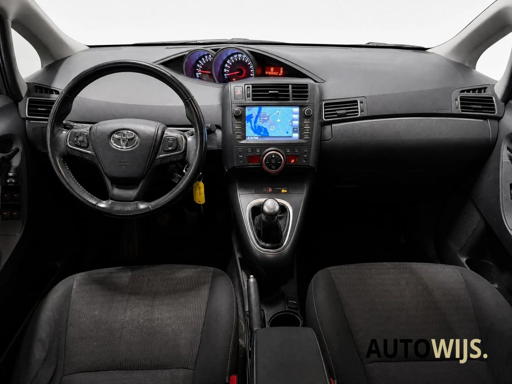 Toyota Verso – foto 11