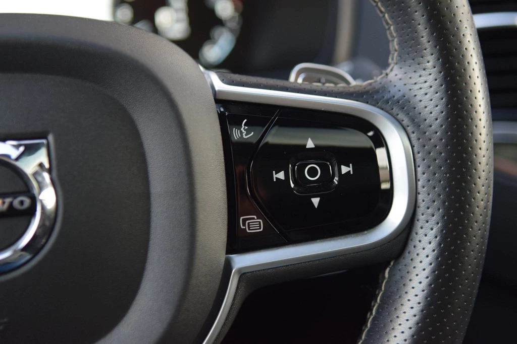Volvo XC90 – foto 36