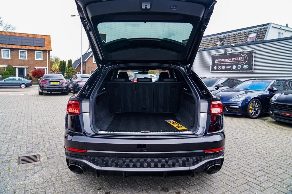Audi RSQ8 – foto 22
