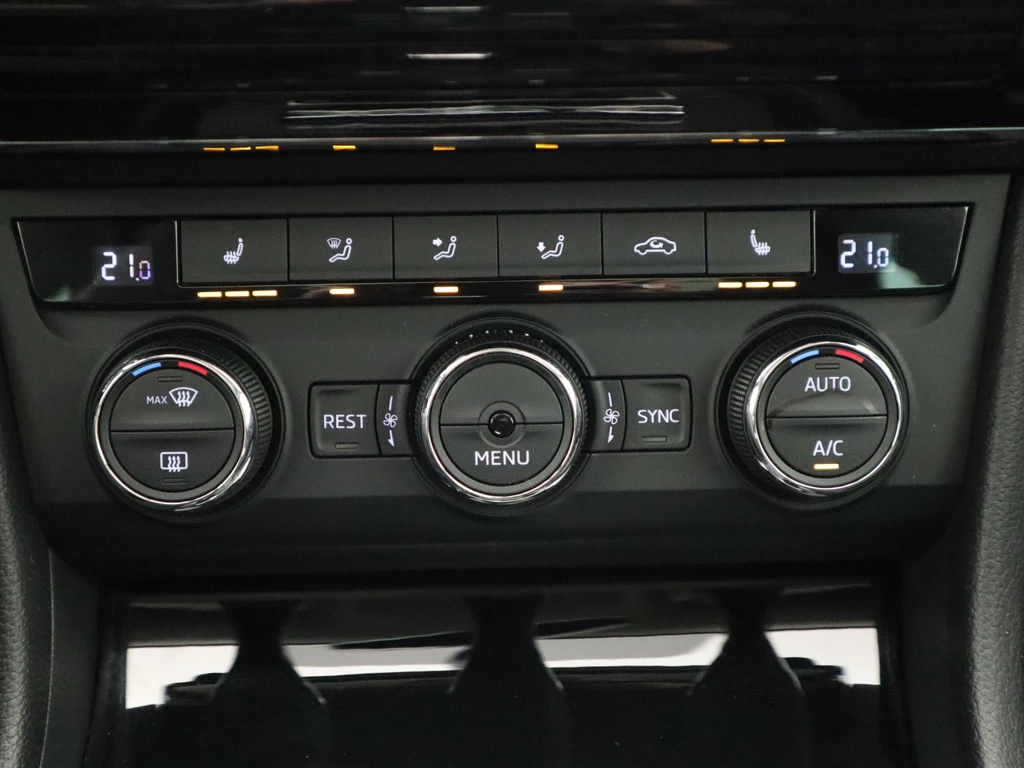Škoda Superb – foto 32