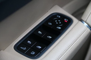 Porsche Cayenne – thumbnail 25