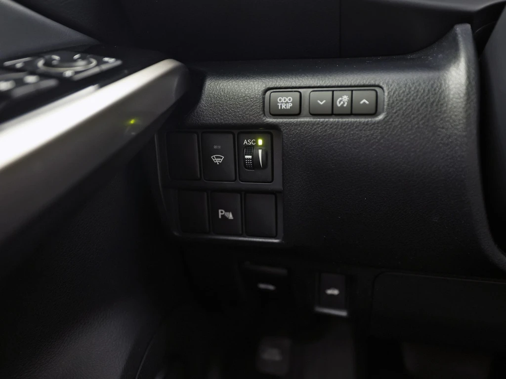 Lexus IS – foto 30