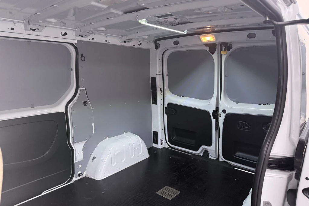 Renault Trafic – foto 12