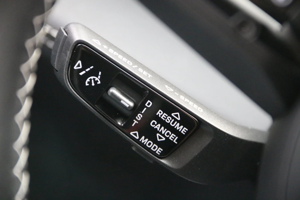 Porsche Taycan – foto 15